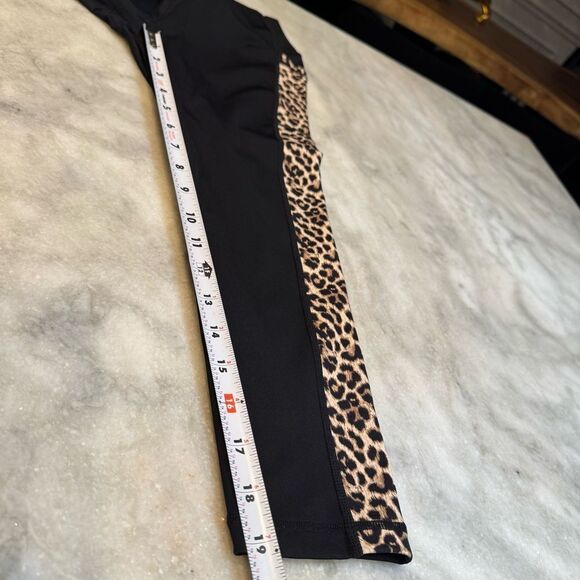 Zyia Active Leopard Print High Rise Leggings Size 6-8 - Picture 7 of 10